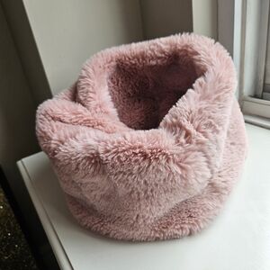 Soft Pink Faux Fur Infinity Scarf